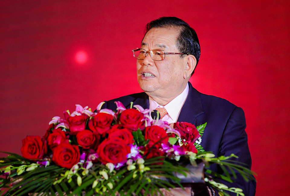 德業(yè)人將用心堅守使命,<br>為實現(xiàn)夢想不懼櫛風(fēng)沐雨、砥礪前行。